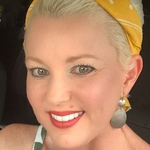 Meet your Posher, Mary lee